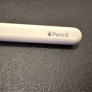 Apple Pencil in Elegant White